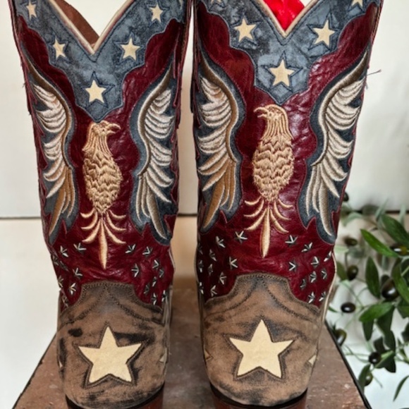 boots, dress shoes main image 10